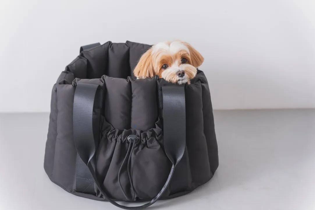 FuFuフワモコベッドキャリーバッグ（ブラック）